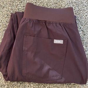 Figs Women’s Dark Fig Zamora High Wasted Freex Petite Jogger Scrub Pants 2.0